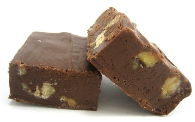 CHOCOLATE WALNUT FUDGE TRAY